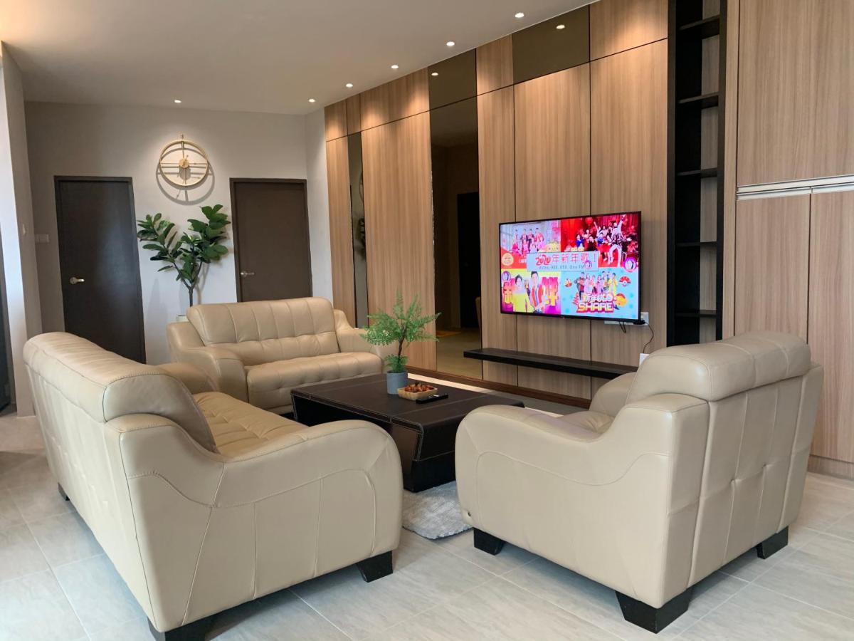 3Bedroom Rex Apartment 5Min Drive To Vivacity Kuching Zewnętrze zdjęcie